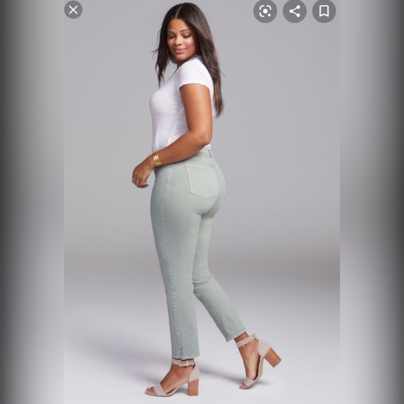 NYDJ Jeans Plus Size Jeans Size 22 NWT - Picture 2 of 6